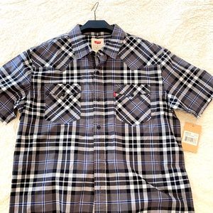 Levi’s Men’s Short Sleeve Plaid shirt
